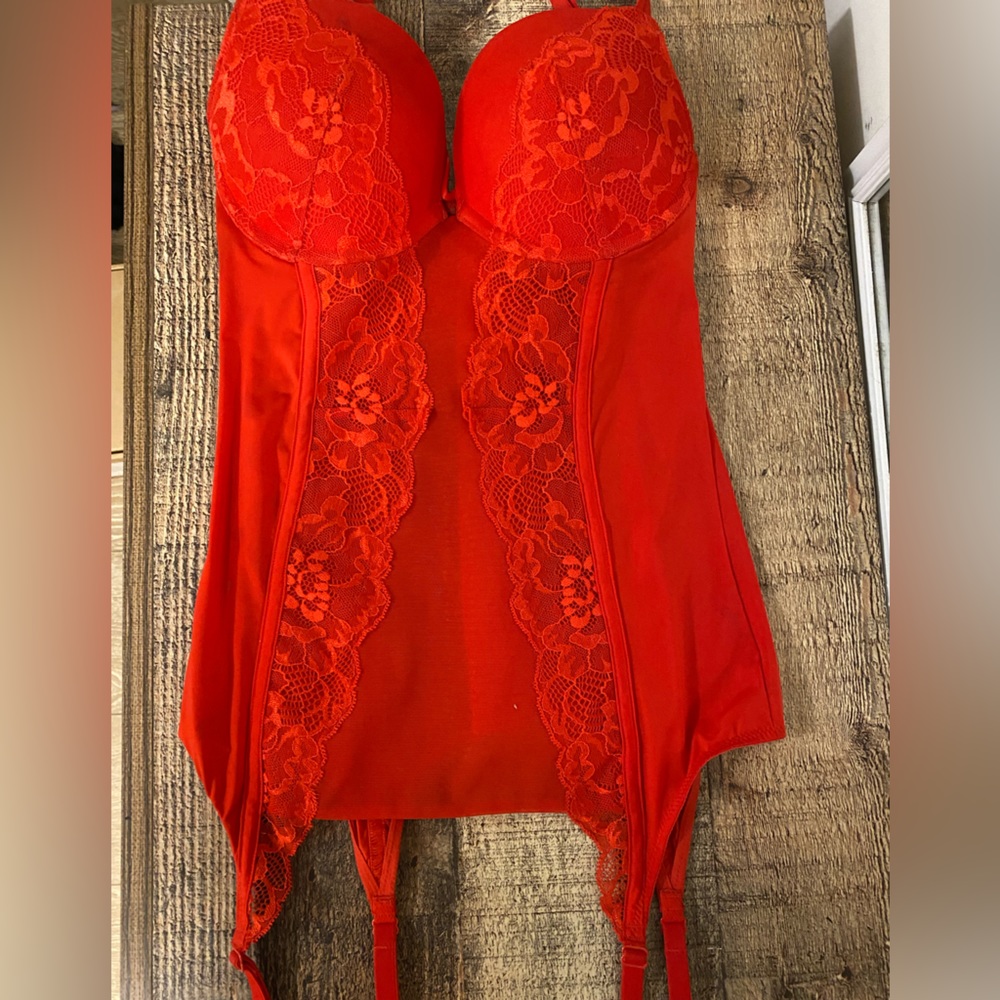 LA SENZA BARELY WORN BRIGHT RED LINGERIE SZ XS